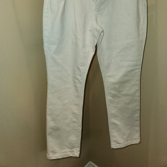 Northern Reflections creamy white jeans. SIze 12 petite - Picture 2 of 4